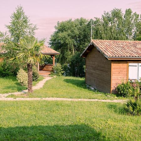 Les Chalets Монрежо Екстериор снимка