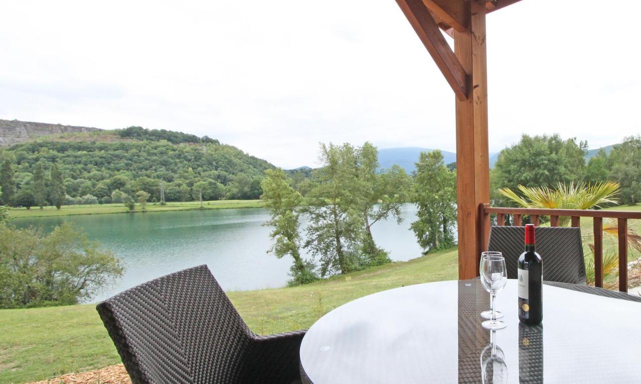 Les Chalets Монрежо Екстериор снимка