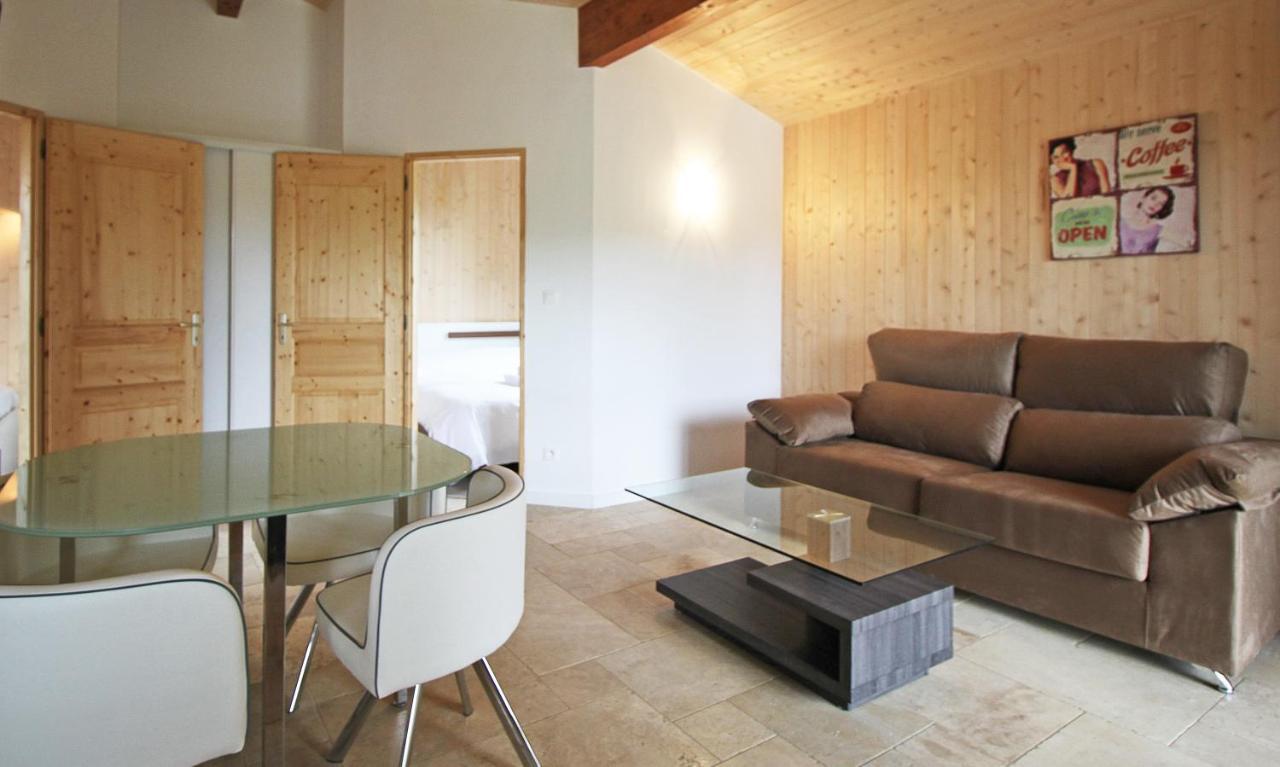 Les Chalets Монрежо Екстериор снимка