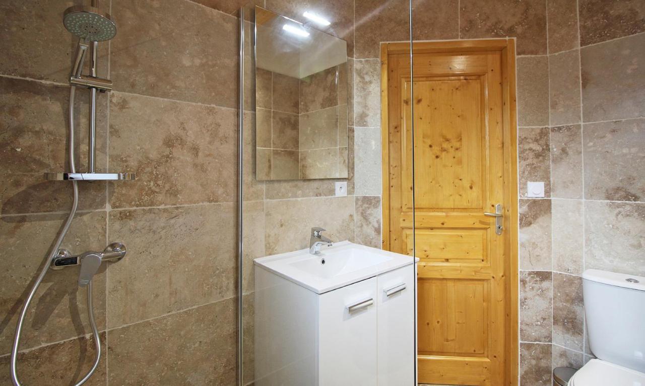 Les Chalets Монрежо Екстериор снимка