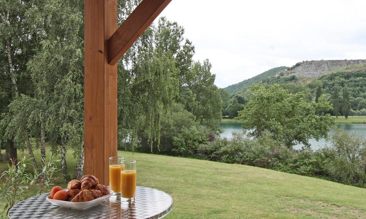 Les Chalets Монрежо Екстериор снимка