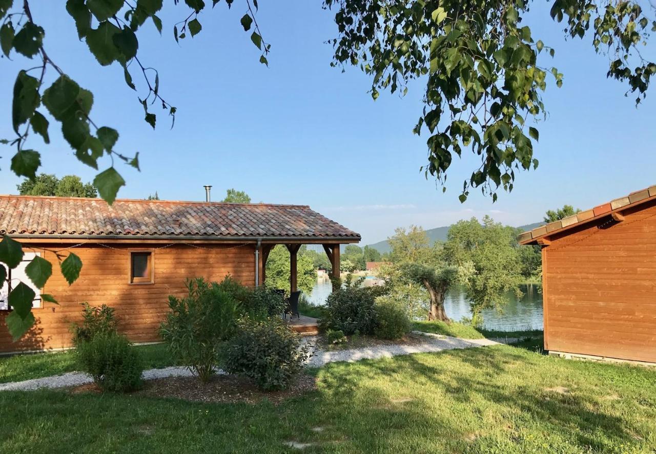 Les Chalets Монрежо Екстериор снимка