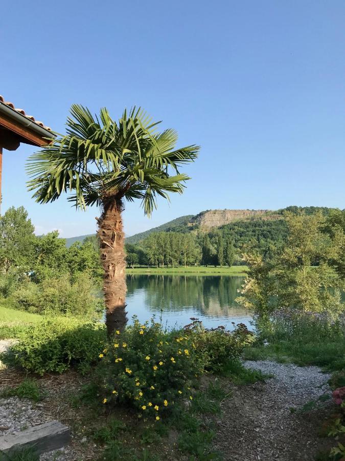Les Chalets Монрежо Екстериор снимка